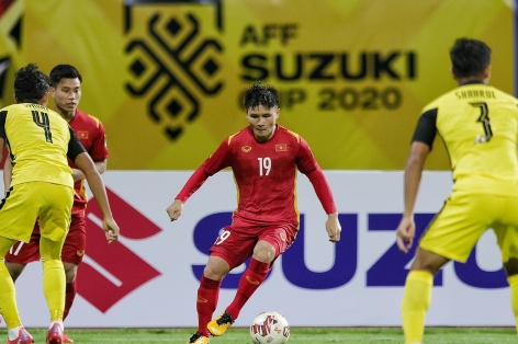 Đối thủ ĐT Việt Nam mừng 'ra mặt' khi Quang Hải không đá AFF Cup
