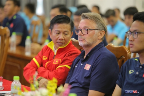 HLV Troussier gọi 10 cầu thủ vừa vô địch U23 Đông Nam Á chuẩn bị đá giải châu Á