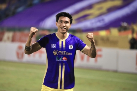 Văn Hậu giành cú đúp danh hiệu trong năm 2022?