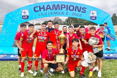 'Gà cưng' bầu Đức tỏa sáng tại V-League 2, sẵn sàng lấy vị trí của Văn Toàn, Công Phượng