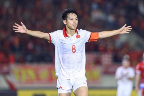 Đội trưởng ĐT Việt Nam nhận vinh dự đặc biệt ở ngày khai màn AFF Cup