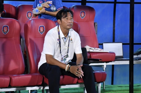 Thua sốc ở bán kết, HLV Thái Lan chỉ thẳng đội bóng vô địch SEA Games 32