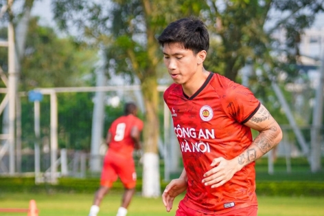 Đoàn Văn Hậu đứng trước cơ hội xuất ngoại lần 2