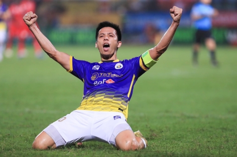 Văn Quyết có thể sớm trở lại giai đoạn 2 V-League sau án treo giò 8 trận