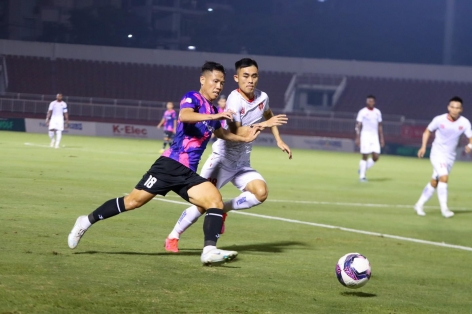 Thi đấu đầy cảm xúc, Hải Phòng vươn lên dẫn đầu BXH V-League 2022
