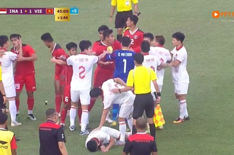 VIDEO: Cận cảnh màn ẩu đả giữa U22 Việt Nam vs U22 Indonesia