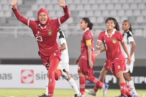 Chủ nhà Indonesia thắng đậm, phả hơi nóng lên U19 nữ Việt Nam