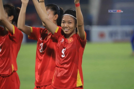 HLV Mai Đức Chung nói gì khi Huỳnh Như trượt penalty?
