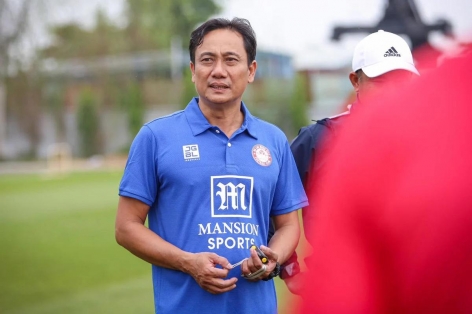 TPHCM chia tay thuyền trưởng, mời HLV châu Âu về làm việc