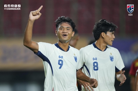 Thắng đậm 4-0, U23 Thái Lan đặt 1 chân vào bán kết U23 Đông Nam Á