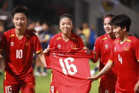 Tuyển thủ ĐT Việt Nam nghỉ hết AFF Cup vì chấn thương