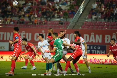 Thắng 3-1 Đà Nẵng, Hải Phòng vào top 3 V-League 2025/26