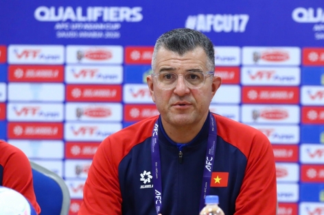 HLV Roland hết lời khen ngợi U17 Việt Nam sau 3 trận thắng liên tiếp