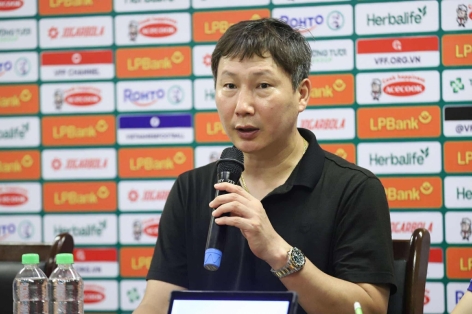 HLV Kim Sang Sik: 'U23 Việt Nam vẫn phải cải thiện'