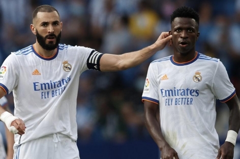 Benzema 'mách nước' Vinicius cách để giành QBV