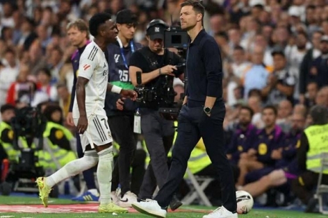 Real Madrid lo ngại về tình hình của Xabi Alonso