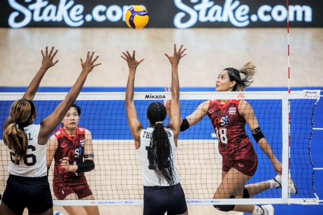 ĐKVĐ Olympic thị uy, bóng chuyền nữ Thái Lan thua không gỡ