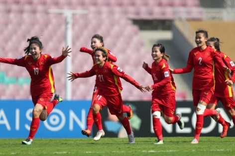 ĐT nữ Việt Nam được tiếp sức cho mục tiêu HCV SEA Games