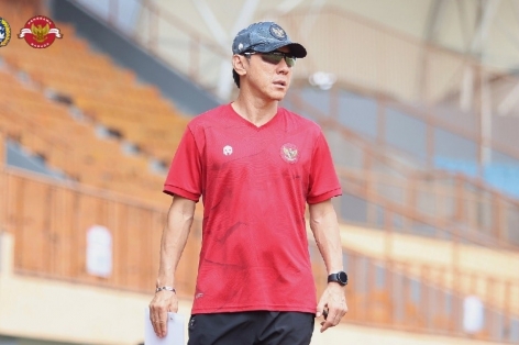 Tham vọng lật đổ Việt Nam, HLV Shin ra 'tối hậu thư' cho LĐBĐ Indonesia