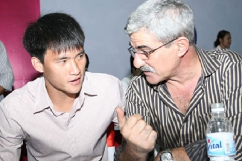 HLV Calisto chỉ rõ đội vô địch AFF Cup 2022