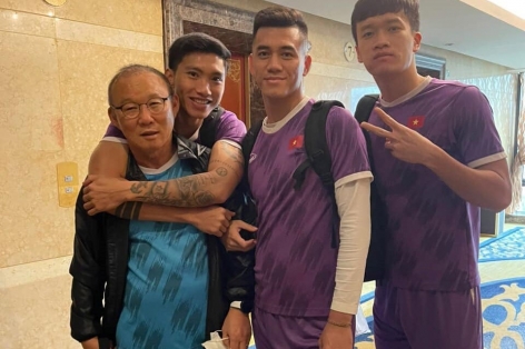 HLV Park Hang Seo 'bắt tay' trở lại công việc ở Việt Nam sau SEA Games 32