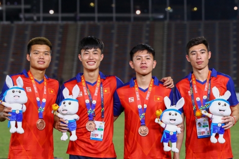 Bóng đá Việt Nam nhận tin quan trọng sau SEA Games 32