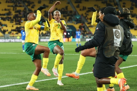 Người hùng World Cup khiến nhiều người đau lòng trong ngày đi vào lịch sử
