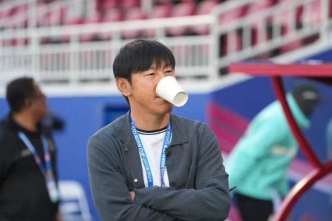 HLV Shin Tae Yong: 'Số phận trêu ngươi tôi'