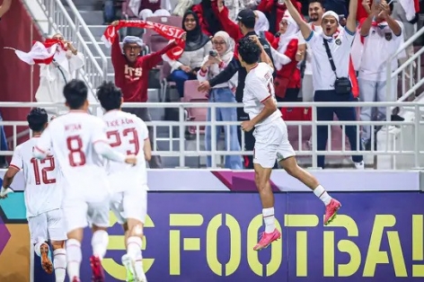 CĐV Indonesia không thể ngừng thốt lên 1 điều khi tiến vào bán kết