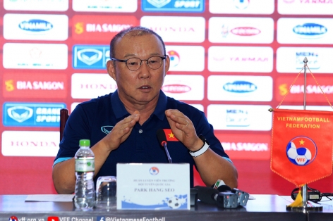 HLV Park Hang-seo không chủ quan trước Lào