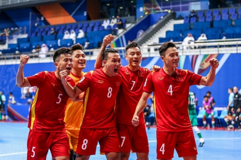 Việt Nam đụng độ Thái Lan, Trung Quốc
