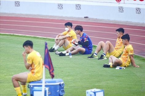 5 cầu thủ phải ngồi ngoài trong buổi tập của U22 Việt Nam