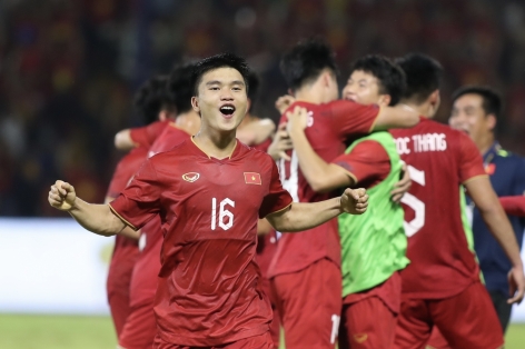 Hòa Thái Lan, U22 Việt Nam gặp Indonesia ở bán kết