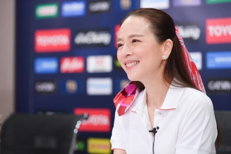Madam Pang tiếp tục chơi lớn, liên tục 'bơm doping’ cho cầu thủ Thái Lan