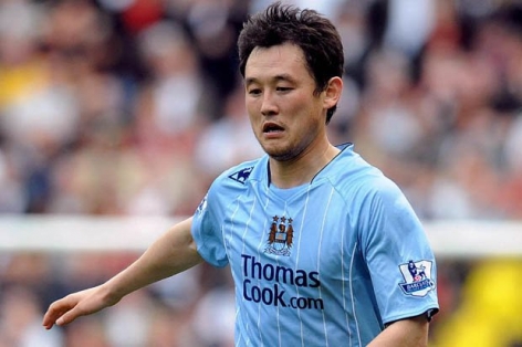 Lo ngại ĐT Việt Nam, Trung Quốc triệu tập cựu sao Man City lên tuyển