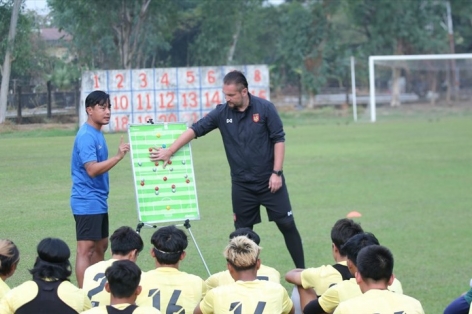 Đối thủ của U23 Việt Nam gặp 'chuyện khó đỡ' trước thềm SEA Games 31