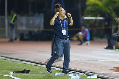 Vô địch SEA Games, HLV Park cân bằng thành tích đối đầu với HLV Polking
