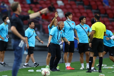 Chuyên gia: 'Trận Việt Nam - Thái Lan phải có 4 thẻ đỏ'