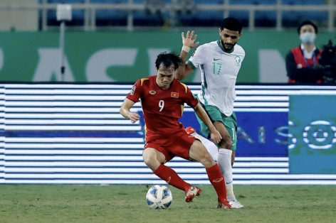 'Khắc tinh của Văn Toàn' được AFC vinh danh cùng sao Tottenham