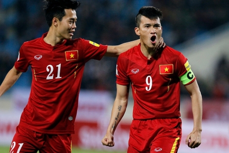 Lê Công Vinh 'vượt mặt' huyền thoại Thái Lan trong danh sách 'vua phá lưới' AFF Cup