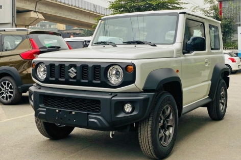 Từng bị 'kèm lạc', nay Suzuki Jimny giảm giá hơn trăm triệu để cạnh tranh