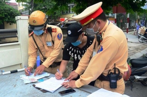 Đề xuất bổ sung hình phạt lao động công ích đối với người vi phạm giao thông
