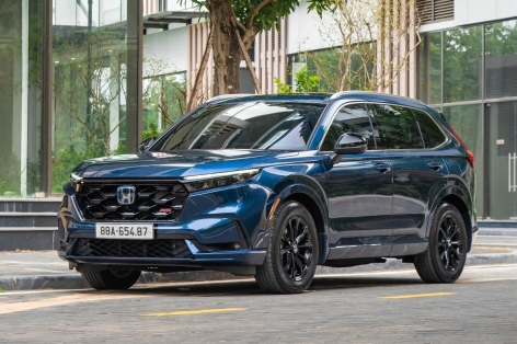 Rộ tin Honda CR-V e:HEV 2026 lắp ráp tại Việt Nam sẽ có thêm bản 'giá mềm'?