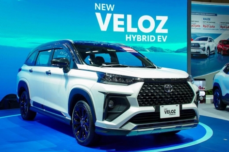 Cận cảnh Toyota Veloz hybrid vừa cập bến Đông Nam Á, giá quy đổi từ 471 triệu đồng