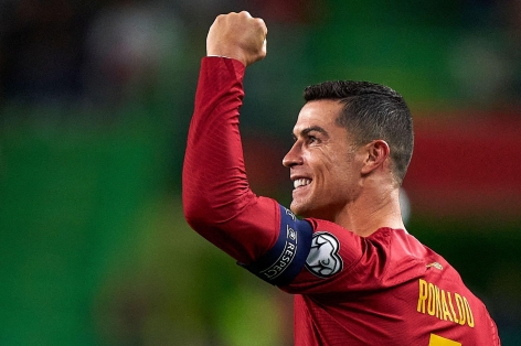 Ronaldo tái xuất ĐT Bồ Đào Nha, rinh ngay kỷ lục độc nhất lịch sử