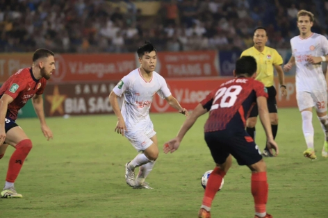 Lịch thi đấu bóng đá 15/8: V-League trở lại