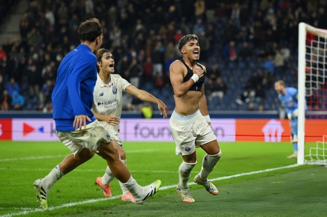 Kết quả C2 hôm nay 26/9: Aston Villa, Lyon thắng dễ; Porto thể hiện đẳng cấp