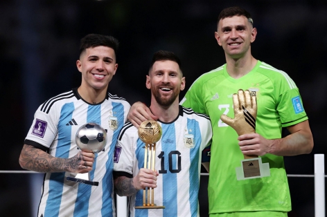 Messi nhận tin dữ từ đồng đội thân tín ở tuyển Argentina