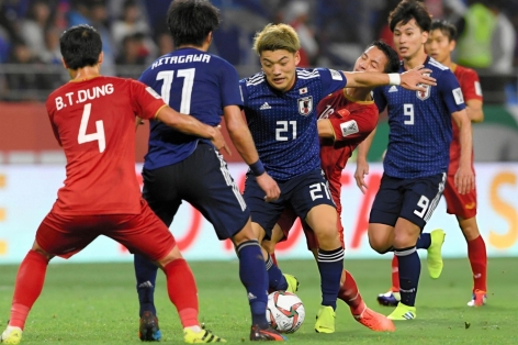 Ngôi sao từng 'xé lưới' ĐT Việt Nam hạnh phúc sau chiến thắng trước Ghana