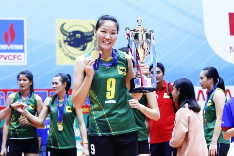 Nguyễn Thị Ngọc Hoa - Xứng danh huyền thoại bóng chuyền Việt Nam